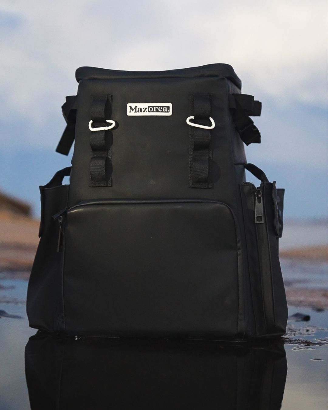 Beyond Backpack LITE | 35L Water-resistant