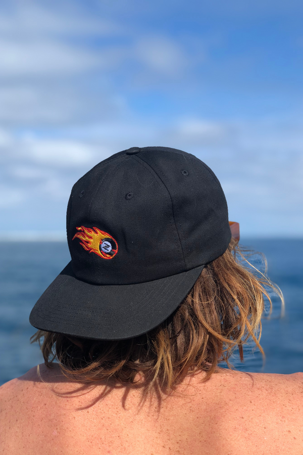 Flaming Z ball - Black 6 Panel cap